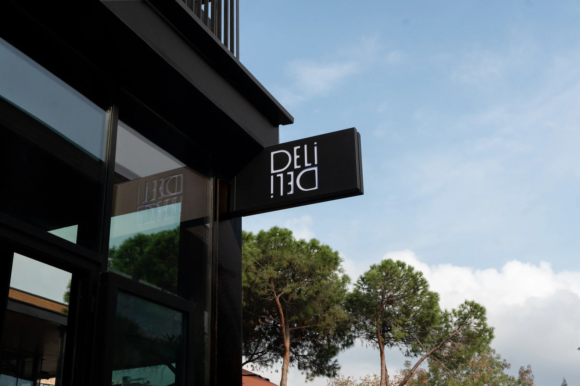 Deli Deli — Terminal Kadıköy